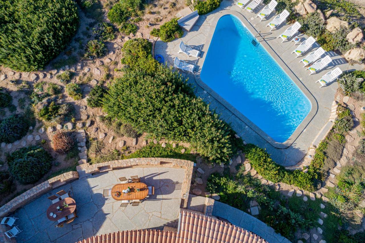 Le Sfumature Di Melograno Villa Costa Paradiso Exterior photo