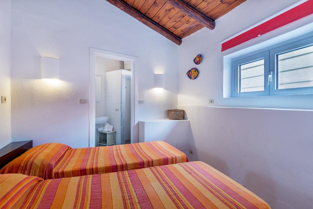 Le Sfumature Di Melograno Villa Costa Paradiso Exterior photo