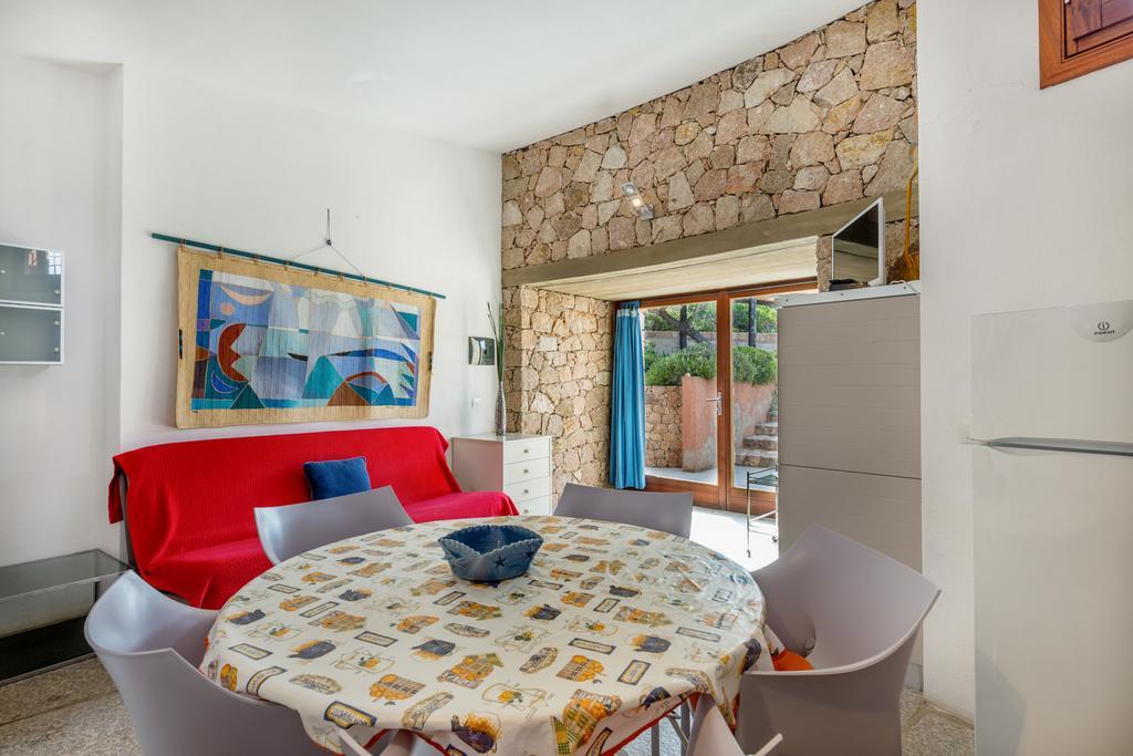 Le Sfumature Di Melograno Villa Costa Paradiso Exterior photo
